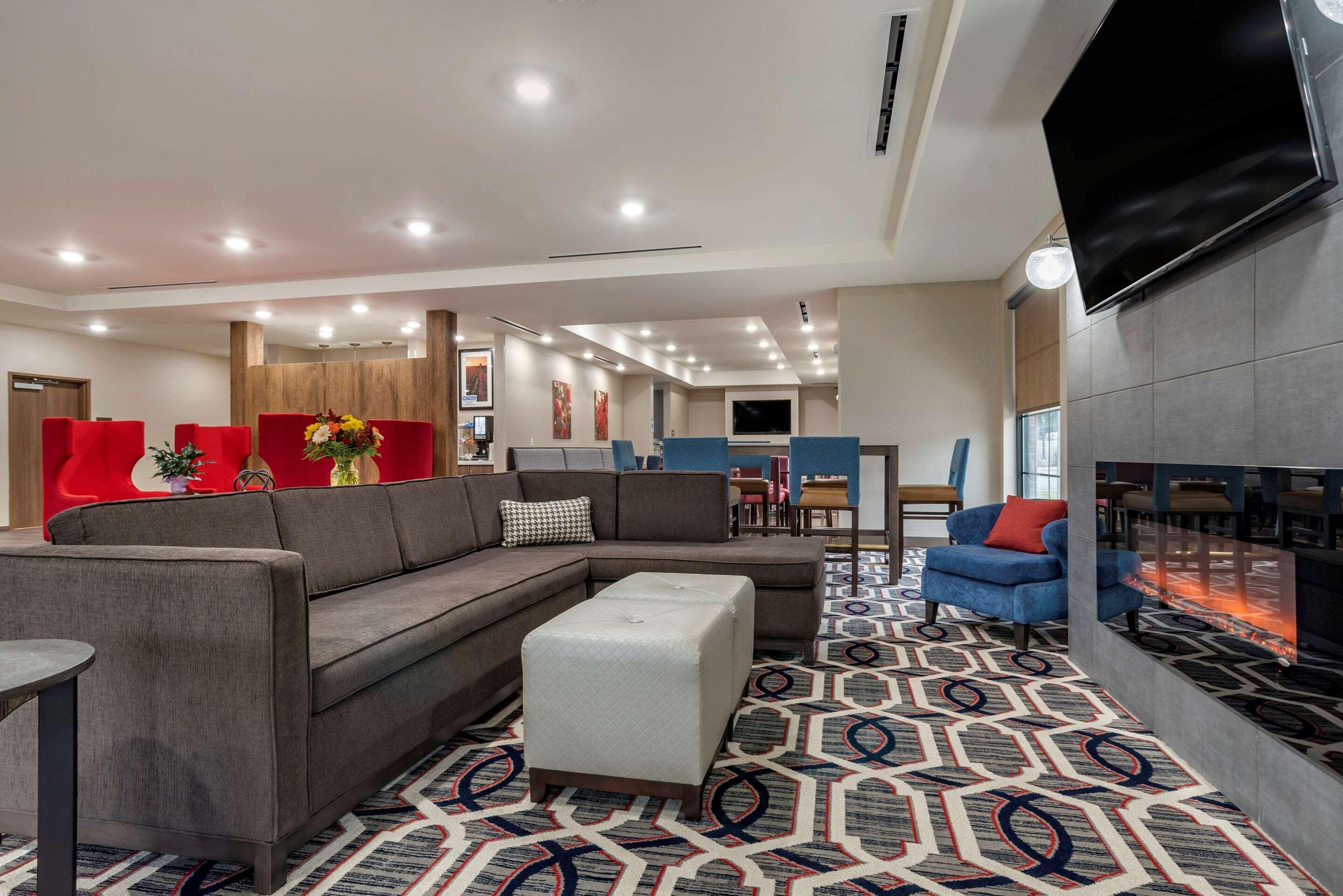 Comfort Inn & Suites Downtown Near University Tuscaloosa Extérieur photo